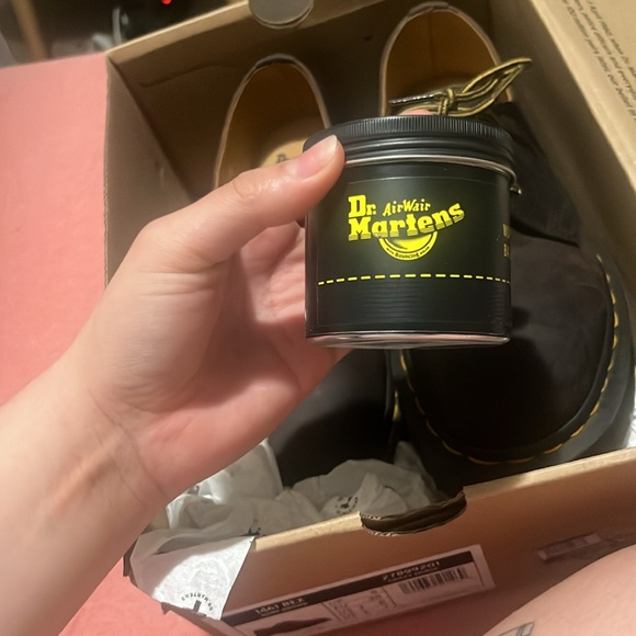 Dr. Martens brown boots - Picture 4 of 5